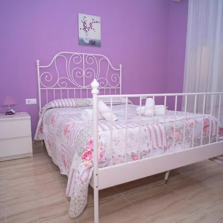 Apartamento Apartamento Con Patio En El Centro Del Pueblo