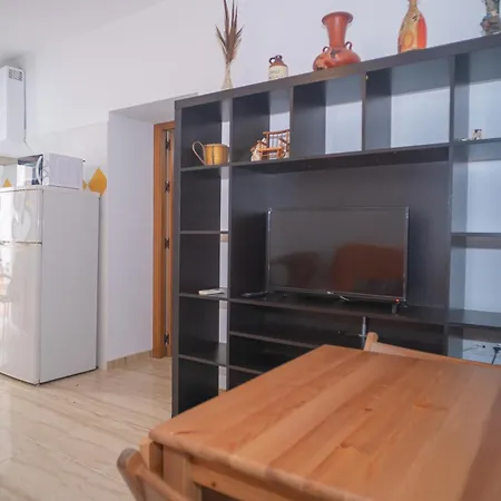 Apartamento Apartamento Con Patio En El Centro Del Pueblo *
